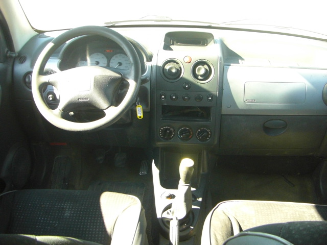 PEUGEOT PARTNER 1.9 HDI 70CV 5 PLAZAS