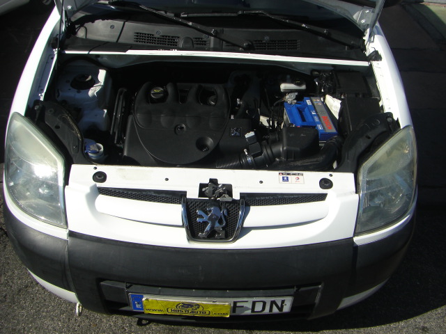 PEUGEOT PARTNER 1.9 HDI 70CV 5 PLAZAS