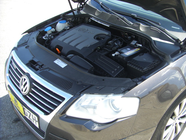 VOLKSWAGEN PASSAT 1.6 TDI 105CV BLUEMOTION
