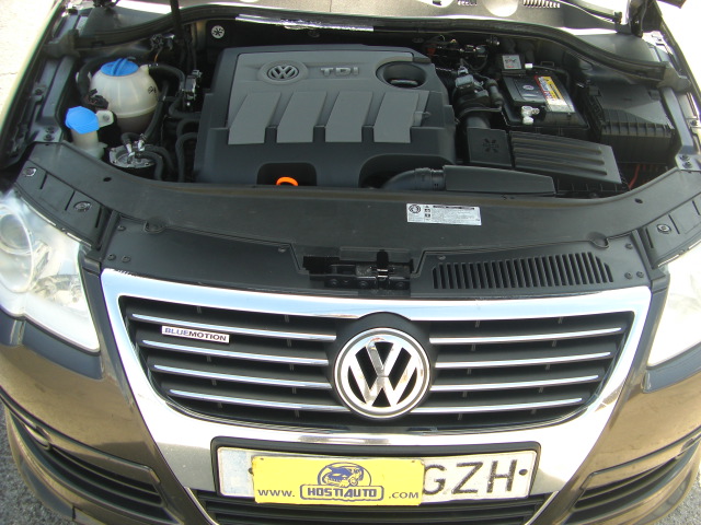 VOLKSWAGEN PASSAT 1.6 TDI 105CV BLUEMOTION