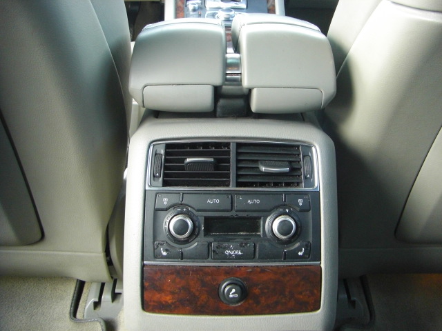 AUDI A-8 4.2 GASOLINA QUATTRO 335CV AUTOMATICO