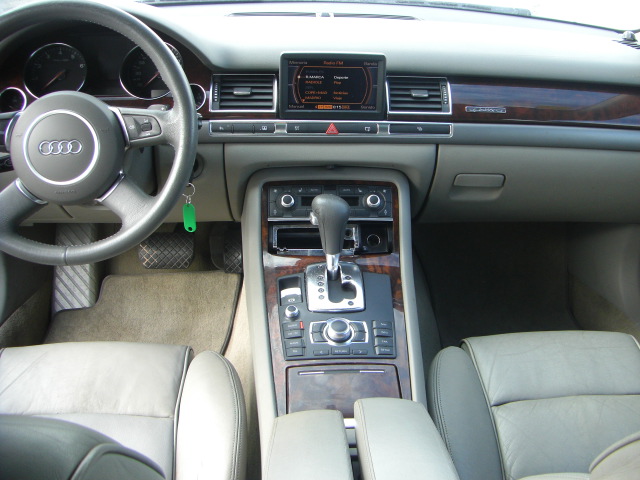 AUDI A-8 4.2 GASOLINA QUATTRO 335CV AUTOMATICO