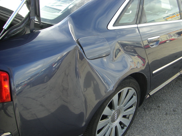 AUDI A-8 4.2 GASOLINA QUATTRO 335CV AUTOMATICO