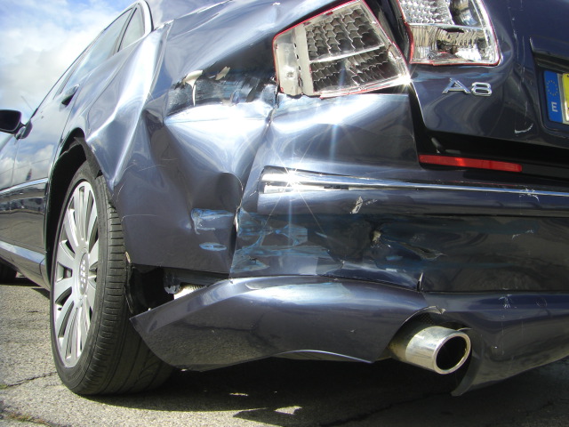 AUDI A-8 4.2 GASOLINA QUATTRO 335CV AUTOMATICO