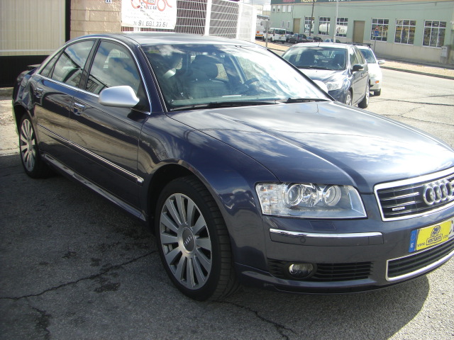 AUDI A-8 4.2 GASOLINA QUATTRO 335CV AUTOMATICO