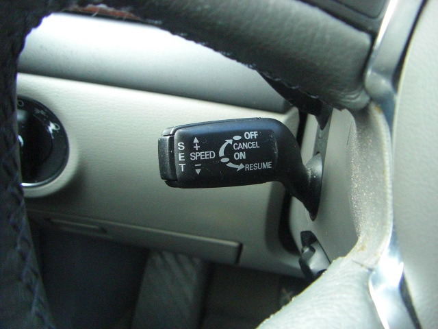 AUDI A-8 4.2 GASOLINA QUATTRO 335CV AUTOMATICO