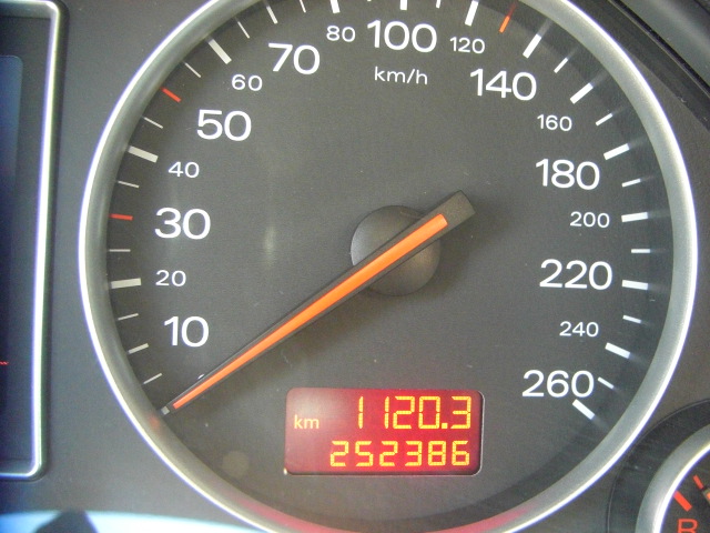 AUDI A-4 1.9 TDI 100CV