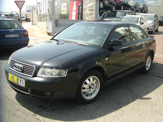 AUDI A-4 1.9 TDI 100CV