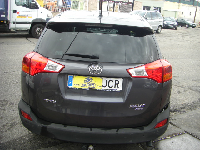 TOYOTA RAV 4 2.4 D4D 150CV AUTOMATICO 4X4