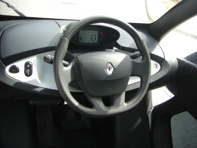 RENAULT TWIZY ELECTRICO BATERIA 2 PLAZAS