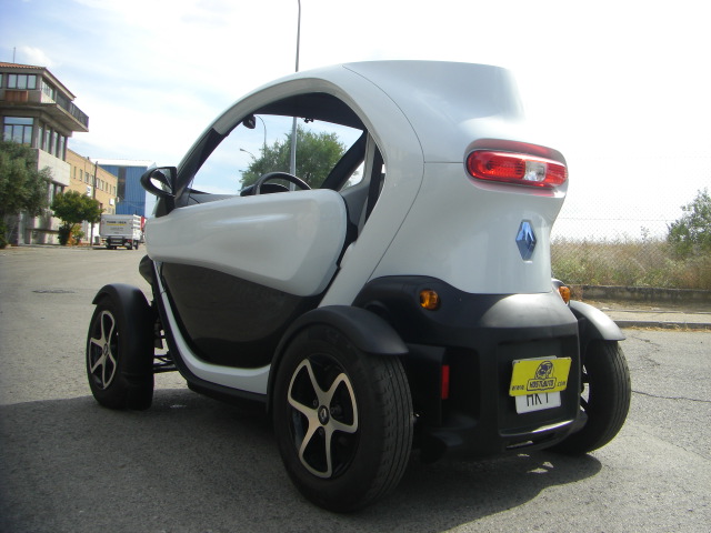 RENAULT TWIZY ELECTRICO BATERIA 2 PLAZAS