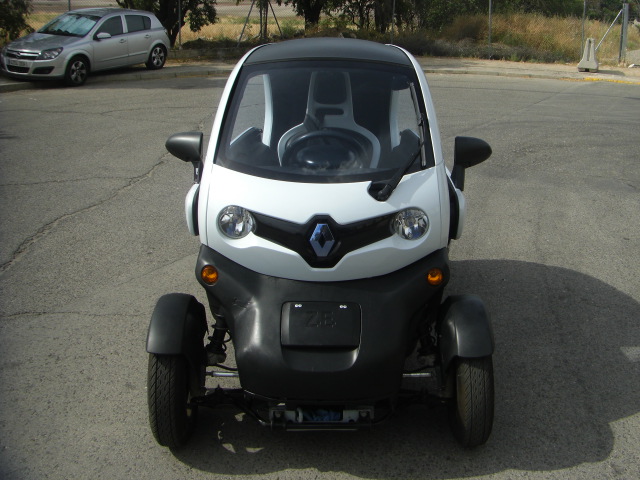 RENAULT TWIZY ELECTRICO BATERIA 2 PLAZAS
