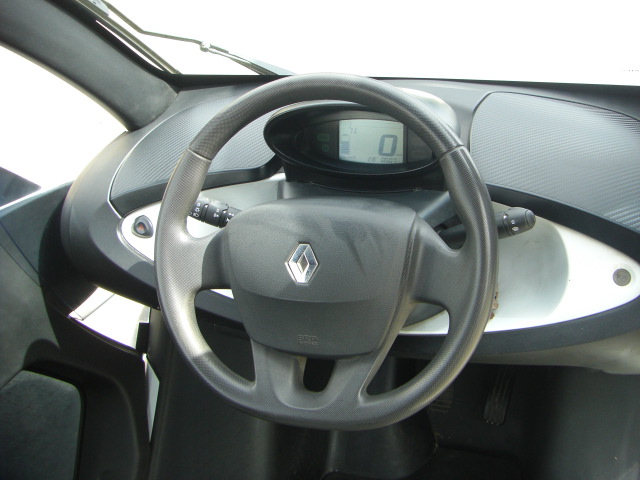 RENAULT TWIZY ELECTRICO BATERIA 2 PLAZAS