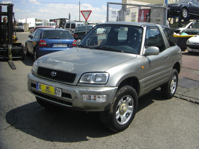TOYOTA RAV4 2.0 GASOLINA 128CV