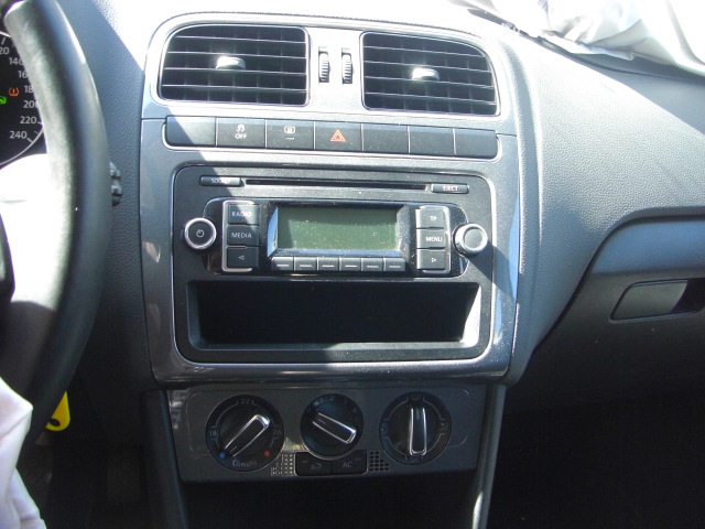 VOLKSWAGEN POLO 1.6 TDI 90CV AUTOMATICO