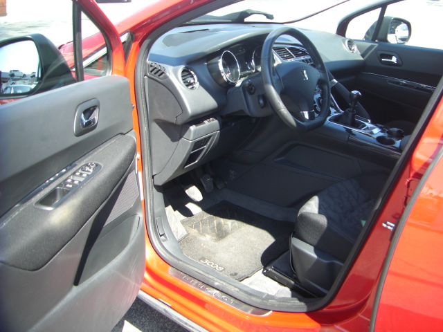 PEUGEOT 3008 1.6 HDI 110CV