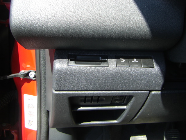 PEUGEOT 3008 1.6 HDI 110CV