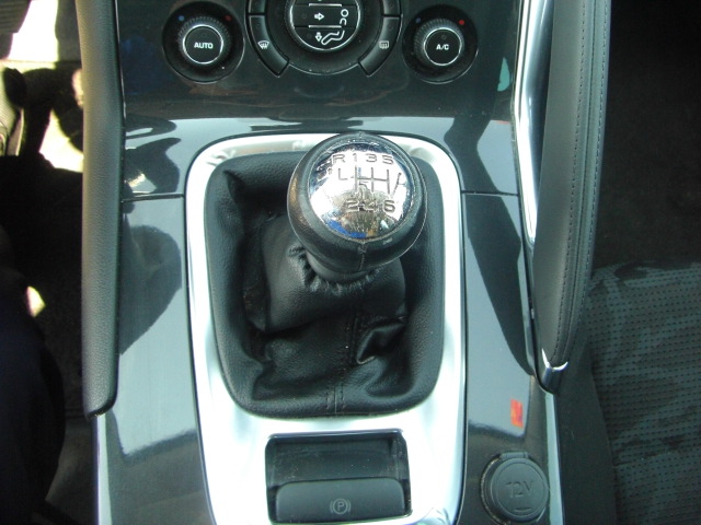 PEUGEOT 3008 1.6 HDI 110CV