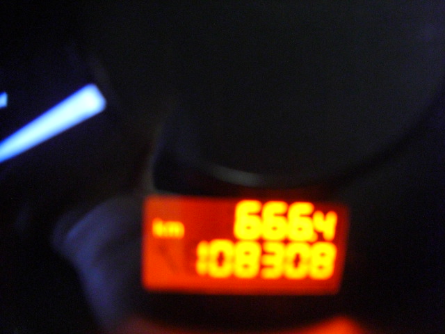 PEUGEOT 3008 1.6 HDI 110CV