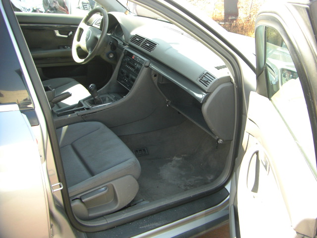 AUDI A4 AVANT 1.9 TDI 130CV