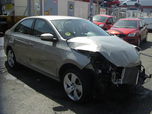 SEAT TOLEDO 1.6 TDI STYLE 105CV