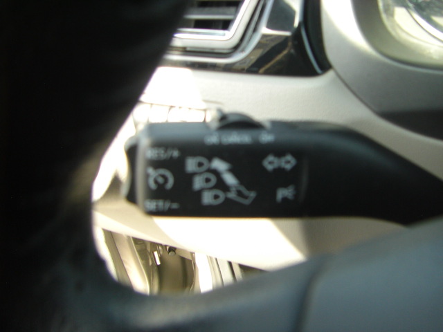 SEAT TOLEDO 1.6 TDI STYLE SEAT TOLEDO 1.6 TDI STYLE 105CV105CV