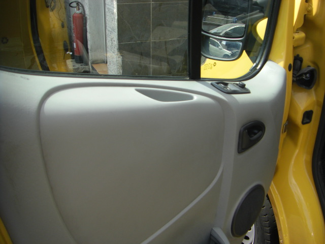 OPEL VIVARO 1.9 DCI 100CV KOMBI 6 PLAZAS