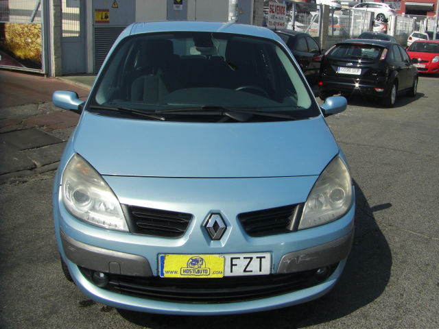 RENAULT GRAND SCENIC 1.9 DCI 130CV 7 PLAZAS AUTOMATICA
