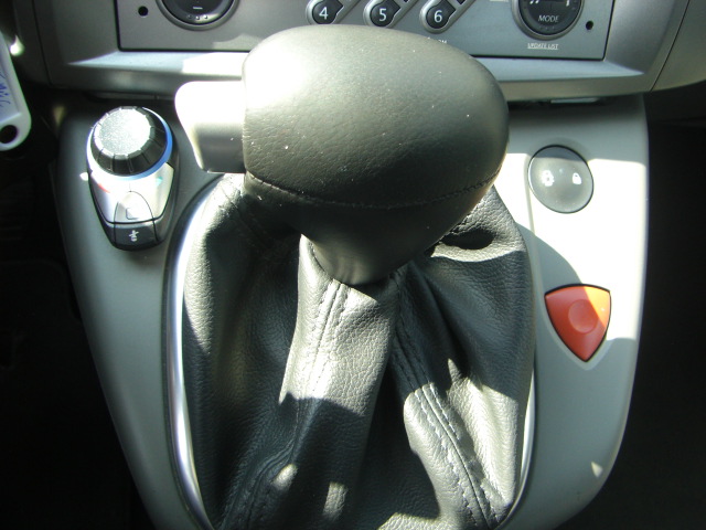 RENAULT GRAND SCENIC 1.9 DCI 130CV 7 PLAZAS AUTOMATICA