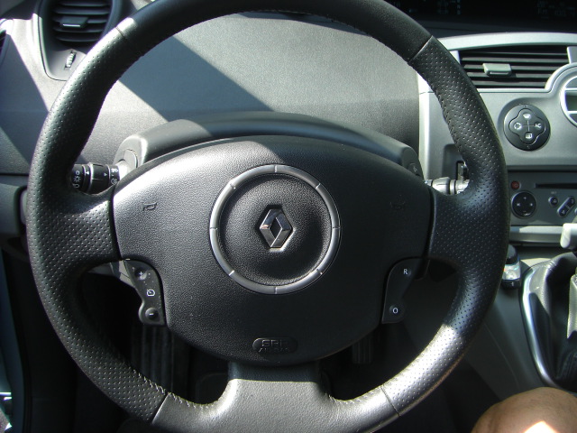 RENAULT GRAND SCENIC 1.9 DCI 130CV 7 PLAZAS AUTOMATICA