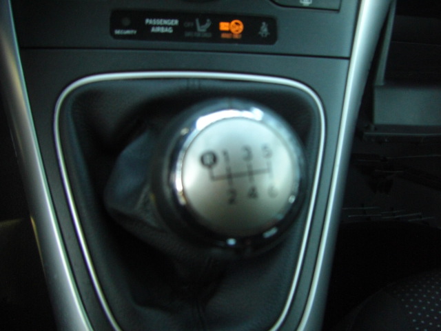 TOYOTA AURIS 1.6 GASOLINA 132CV