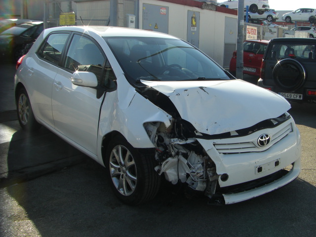 TOYOTA AURIS 1.6 GASOLINA 132CV
