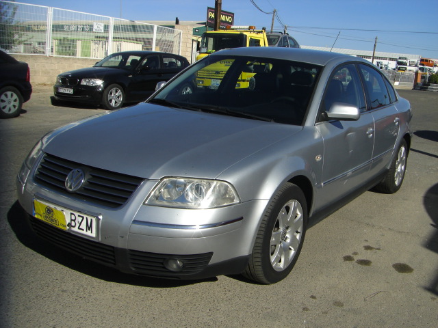 VOLKSWAGEN PASSAT 1.9 TDI 130CV