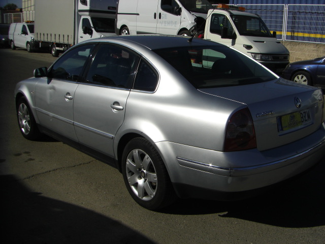 VOLKSWAGEN PASSAT 1.9 TDI 130CV