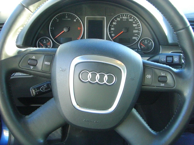 AUDI A4 2.0 TDI 140CV
