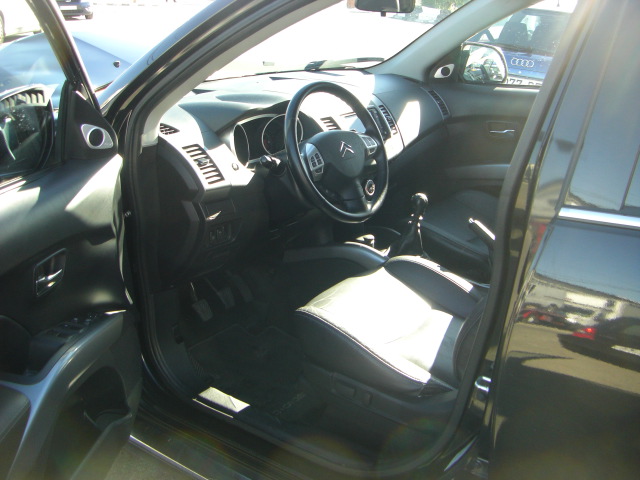 CITROEN C-CROSSER 2.2 HDI 156CV BREA 4X4 7 PLAZAS CITROEN C-CROSSER 2.2 HDI 156CV BREA 4X4 7 PLAZAS