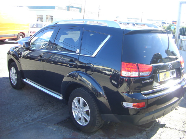 CITROEN C-CROSSER 2.2 HDI 156CV BREA 4X4 7 PLAZAS CITROEN C-CROSSER 2.2 HDI 156CV BREA 4X4 7 PLAZAS