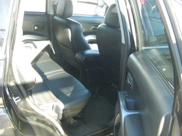 CITROEN C-CROSSER 2.2 HDI 156CV BREA 4X4 7 PLAZAS CITROEN C-CROSSER 2.2 HDI 156CV BREA 4X4 7 PLAZAS