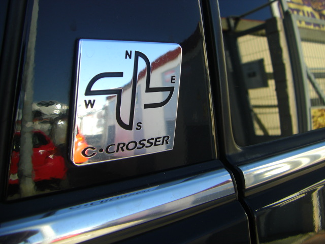 CITROEN C-CROSSER 2.2 HDI 156CV BREA 4X4 7 PLAZAS CITROEN C-CROSSER 2.2 HDI 156CV BREA 4X4 7 PLAZAS