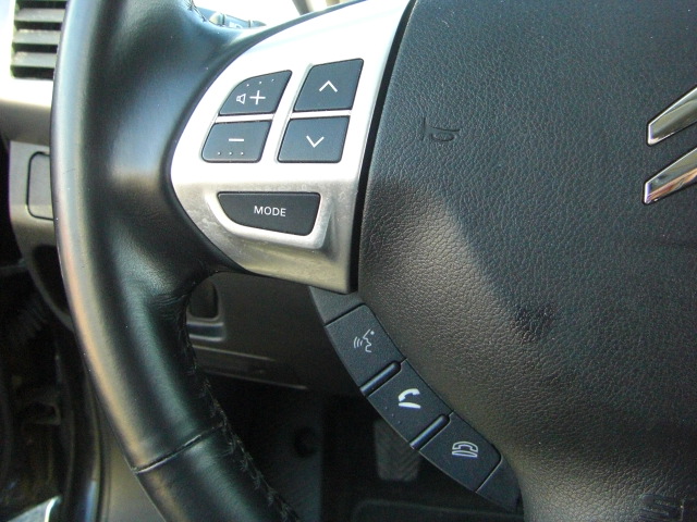 CITROEN C-CROSSER 2.2 HDI 156CV BREA 4X4 7 PLAZAS CITROEN C-CROSSER 2.2 HDI 156CV BREA 4X4 7 PLAZAS