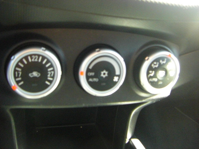 CITROEN C-CROSSER 2.2 HDI 156CV BREA 4X4 7 PLAZAS CITROEN C-CROSSER 2.2 HDI 156CV BREA 4X4 7 PLAZAS