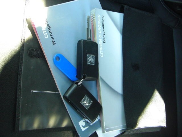 CITROEN C-CROSSER 2.2 HDI 156CV BREA 4X4 7 PLAZAS CITROEN C-CROSSER 2.2 HDI 156CV BREA 4X4 7 PLAZAS