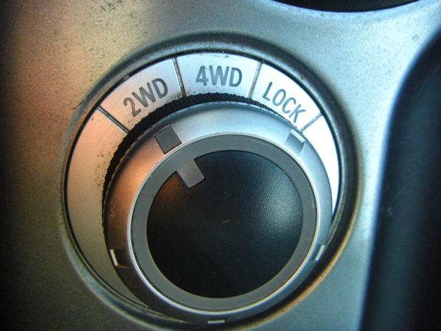 CITROEN C-CROSSER 2.2 HDI 156CV BREA 4X4 7 PLAZAS CITROEN C-CROSSER 2.2 HDI 156CV BREA 4X4 7 PLAZAS