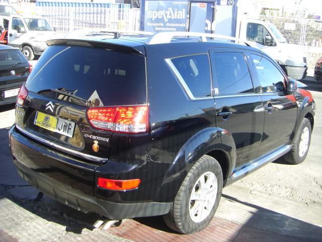 CITROEN C-CROSSER 2.2 HDI 156CV BREA 4X4 7 PLAZAS CITROEN C-CROSSER 2.2 HDI 156CV BREA 4X4 7 PLAZAS