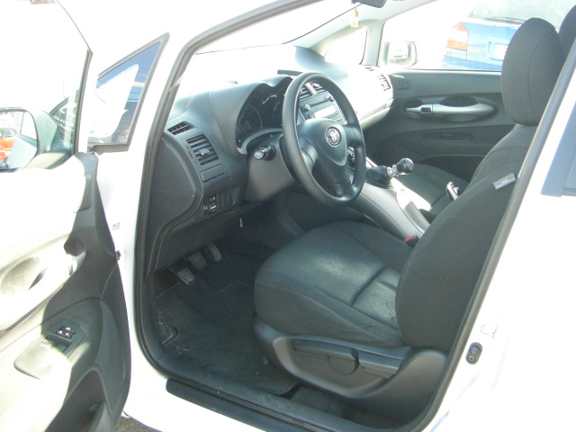 TOYOTA AURIS LIVE 1.4 TDCI 90CV 