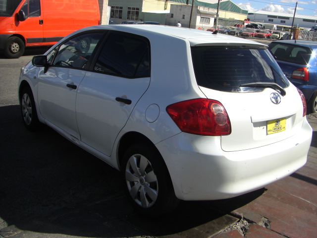 TOYOTA AURIS LIVE 1.4 TDCI 90CV 