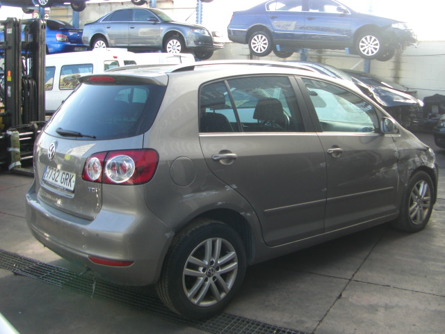 VOLKSWAGEN GOLF PLUS 1.6 TDI 105CV