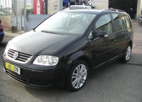 VOLKSWAGEN TOURAN 2.0 TDI 140CV VOLKSWAGEN TOURAN 2.0 TDI 140CV