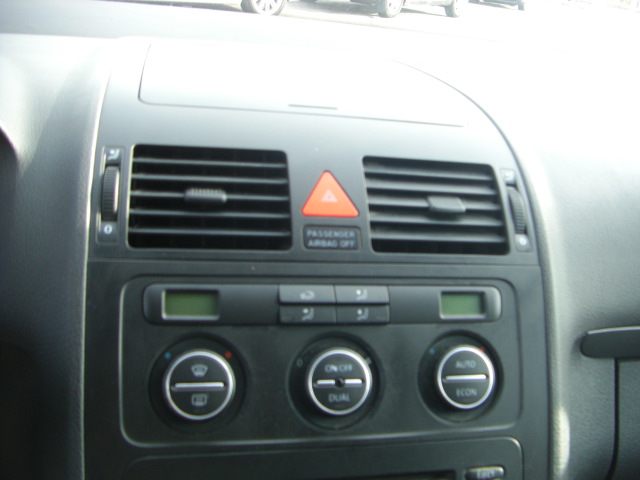 VOLKSWAGEN TOURAN 2.0 TDI 140CV