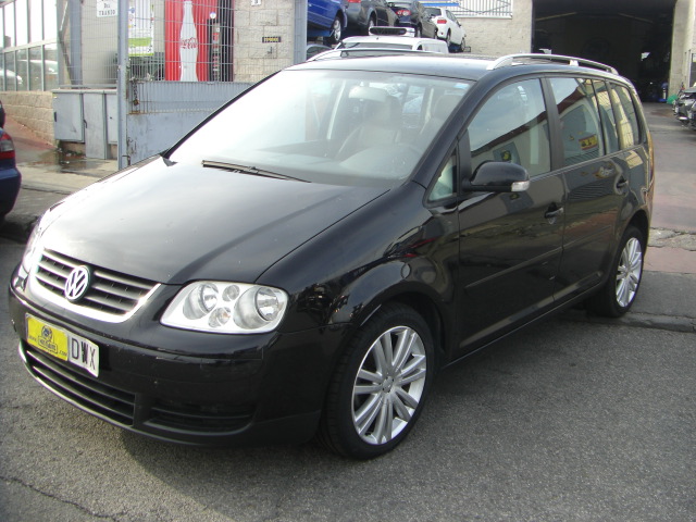 VOLKSWAGEN TOURAN 2.0 TDI 140CV
